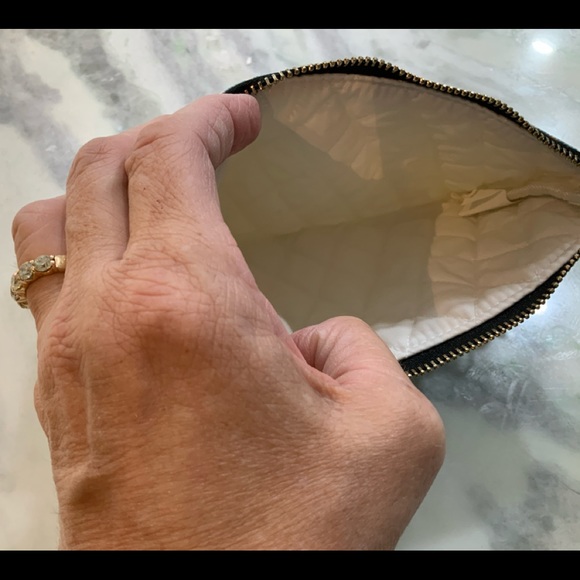 Kate Spade Scout Wristlet - Picture 4 of 6